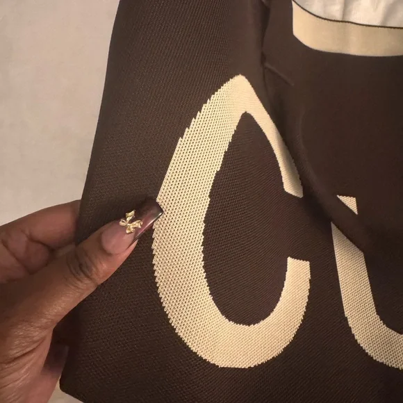 Curves by Sean Brown Tote - Picture 5 of 5